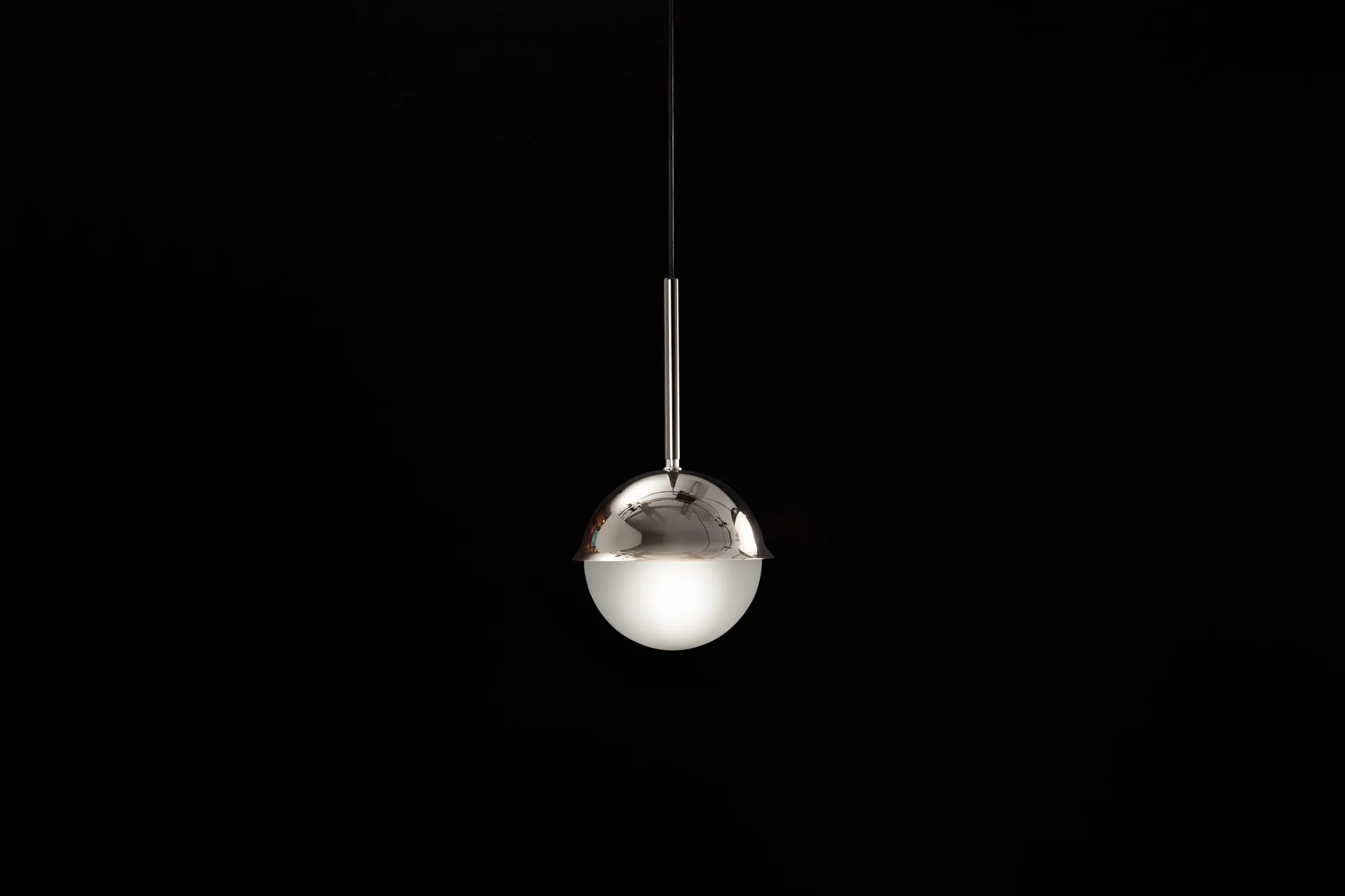 Netta Sospensione by Antonia Astori shown in context, image 2