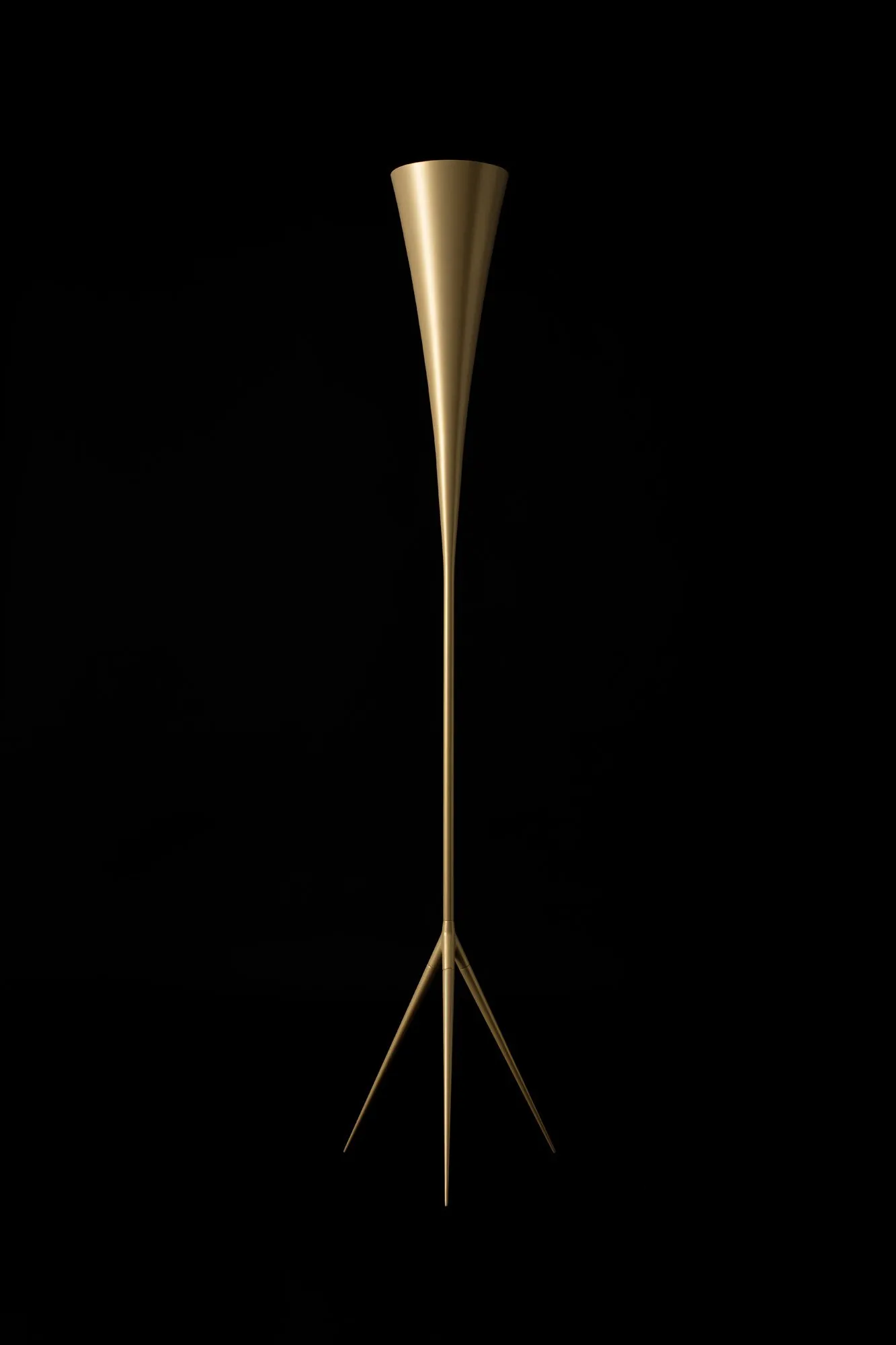 De-Lux “B” by Gio Ponti shown in context, image 4
