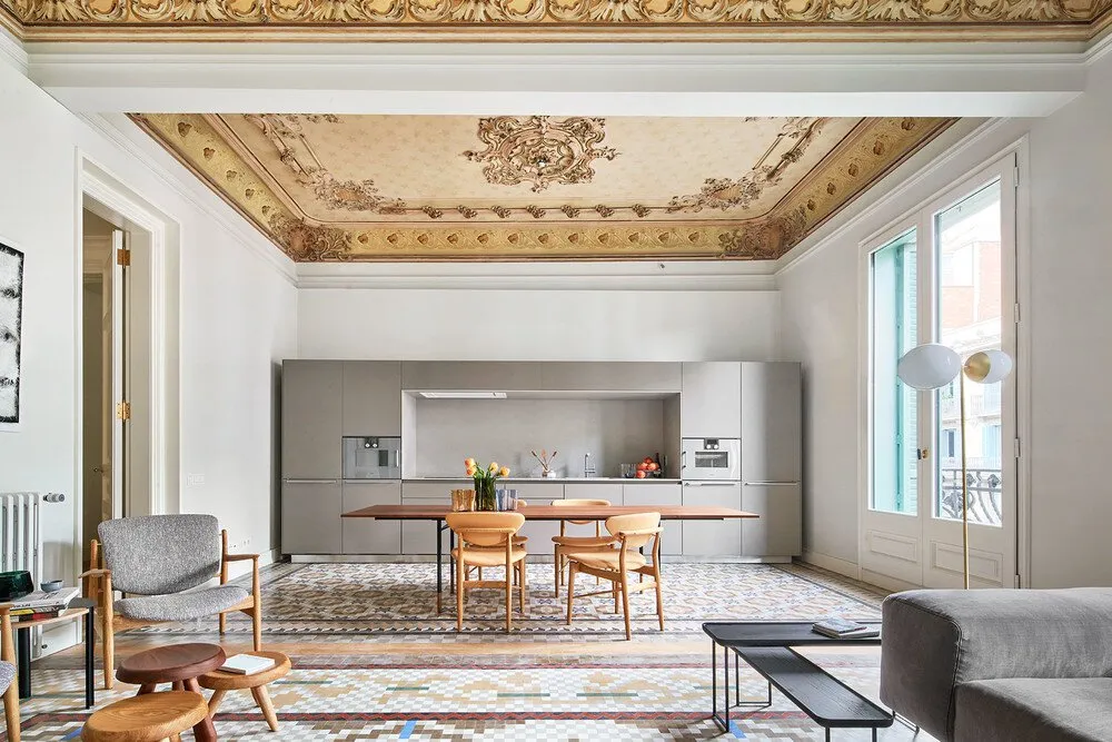Interior view of Casa Burés – Barcelona, image 5
