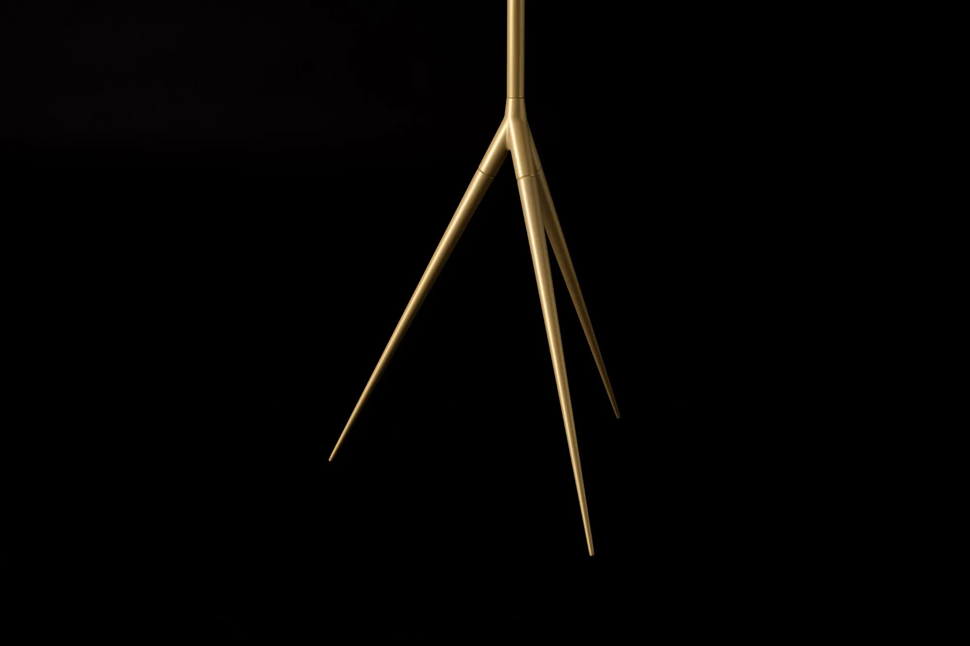 De-Lux “B” by Gio Ponti shown in context, image 7