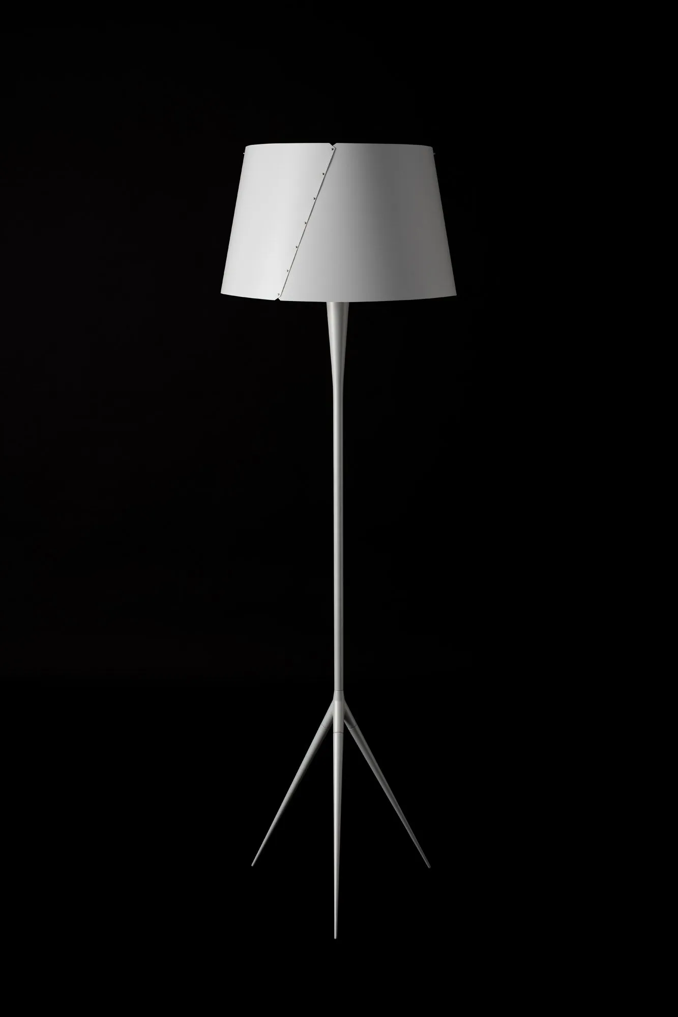 De-Lux “B” by Gio Ponti shown in context, image 9